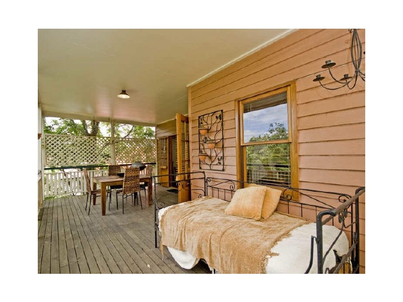 12 Bathurst Street, Red Hill QLD 4059