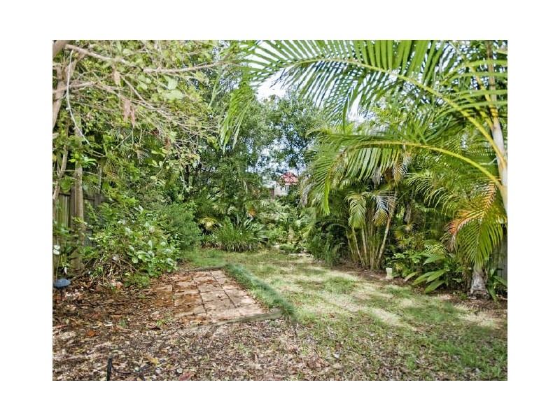 12 Bathurst Street, Red Hill QLD 4059