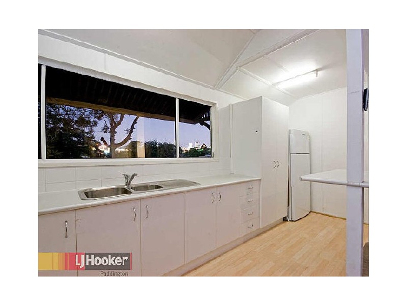 39 Guthrie Street, Paddington QLD 4064