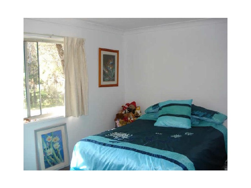 2 Pindarri Street, Lamb Island QLD 4184