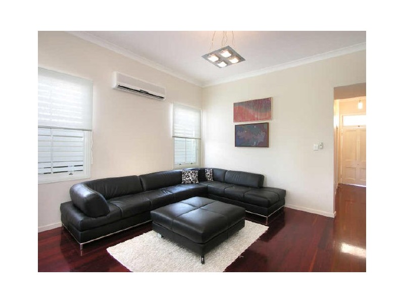 2 Kennedy Terrace, Paddington QLD 4064
