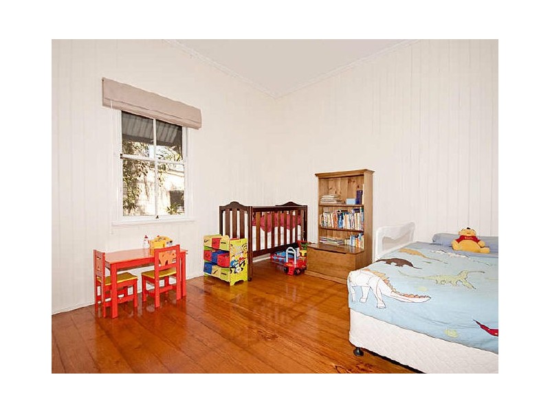 10 McComb Street, Kelvin Grove QLD 4059