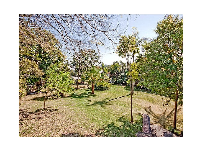 10 McComb Street, Kelvin Grove QLD 4059