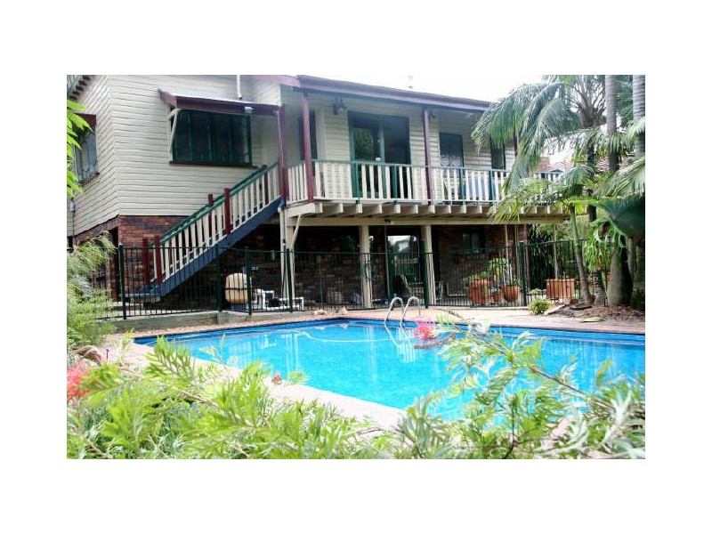 133 Coopers Camp Road, Bardon QLD 4065