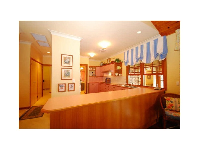 80 Bernarra Street, The Gap QLD 4061