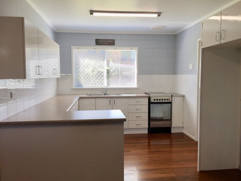 25 Logan Street, Atherton QLD 4883
