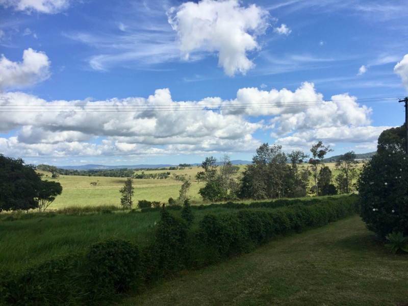 Yungaburra QLD 4884