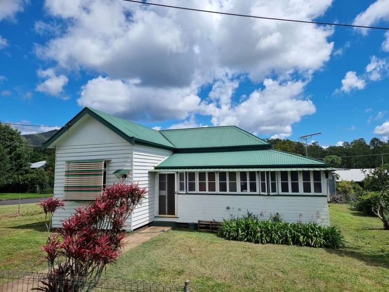 17 Herberton Road, Atherton QLD 4883