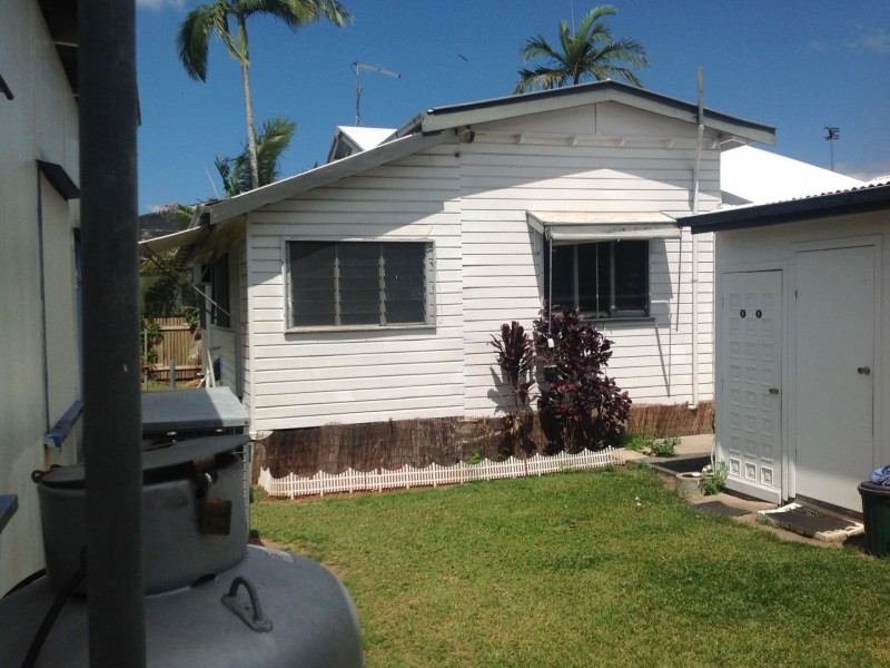 Cairns QLD 4870