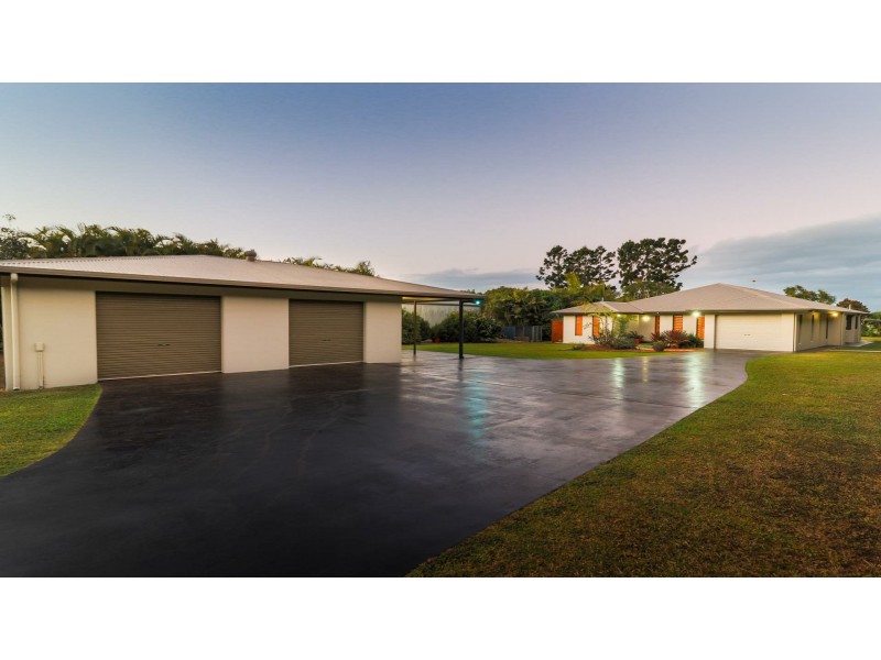 44 Mountain view Drive, Atherton QLD 4883