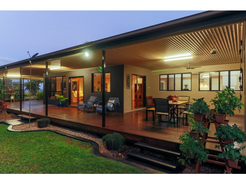 44 Mountain view Drive, Atherton QLD 4883