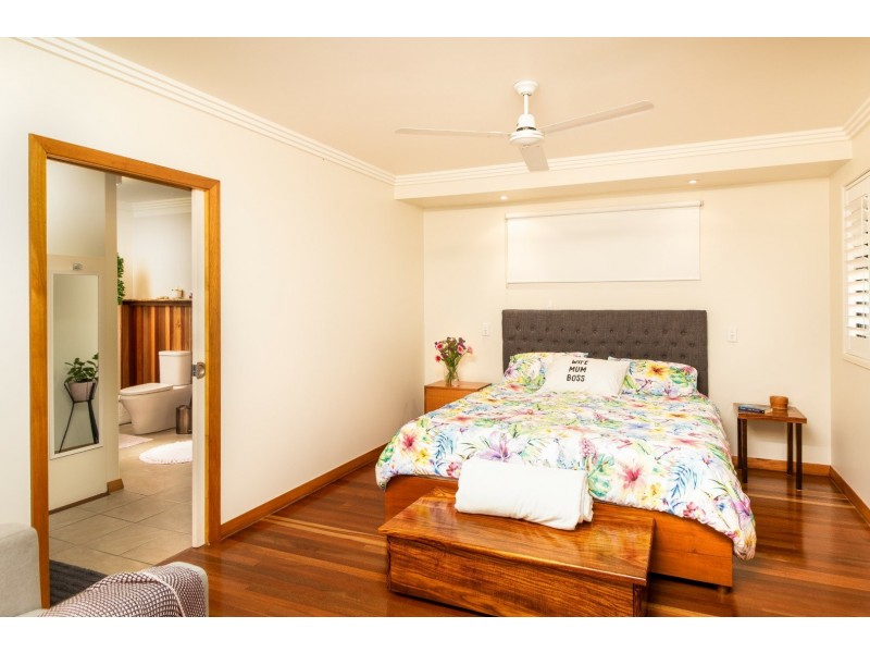 44 Mountain view Drive, Atherton QLD 4883