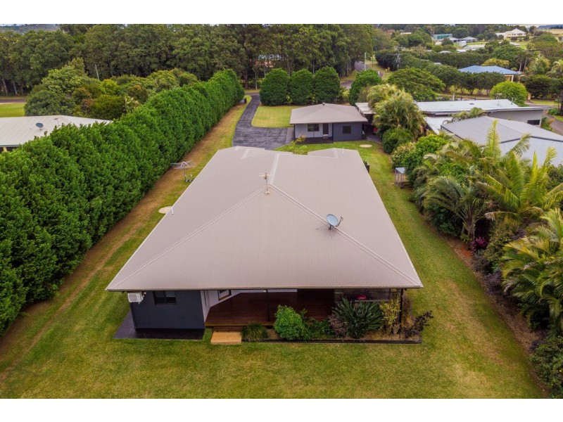 44 Mountain view Drive, Atherton QLD 4883