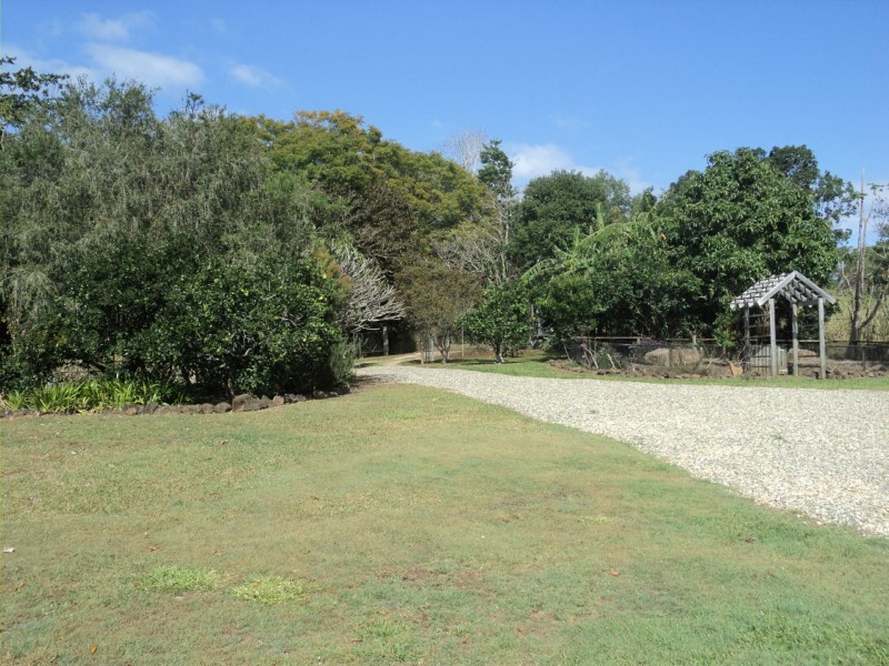 Yungaburra QLD 4884