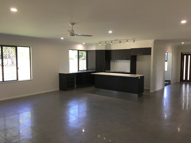 33 Carrington Road, Atherton QLD 4883