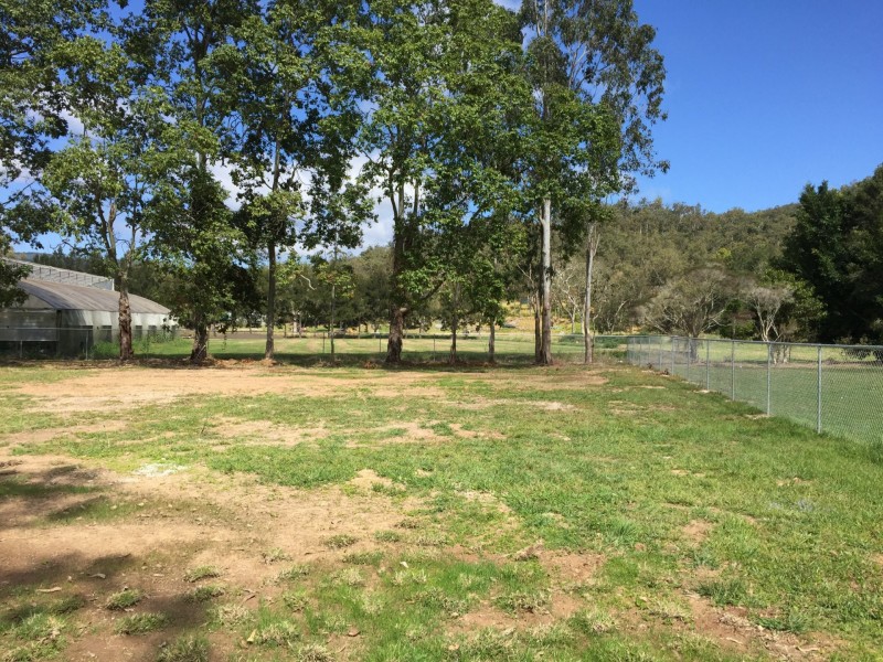 33 Carrington Road, Atherton QLD 4883