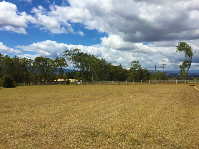 136 Rankine Drive, Tolga QLD 4882