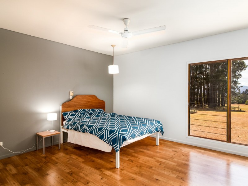 6A Equestrian Drive, Tolga QLD 4882