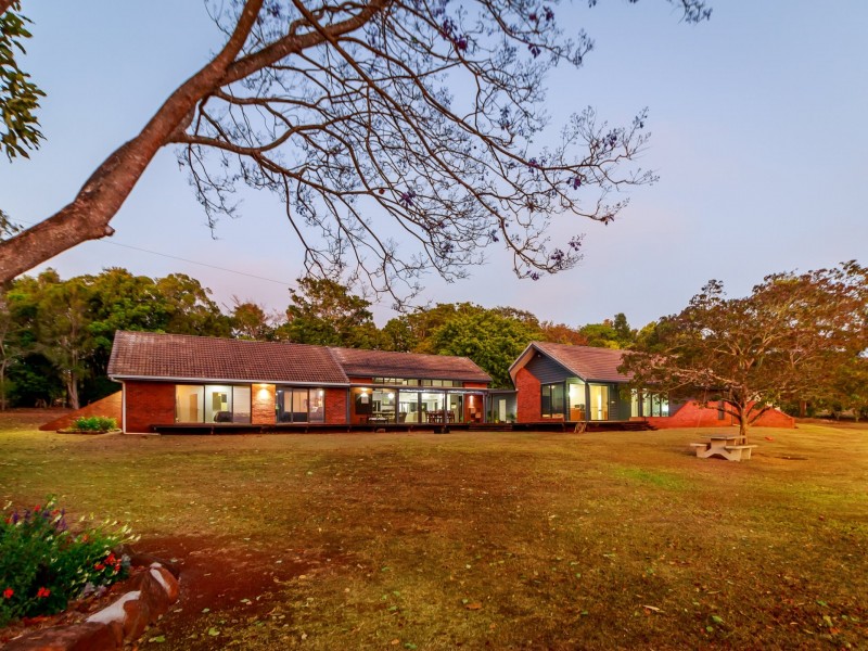 6A Equestrian Drive, Tolga QLD 4882