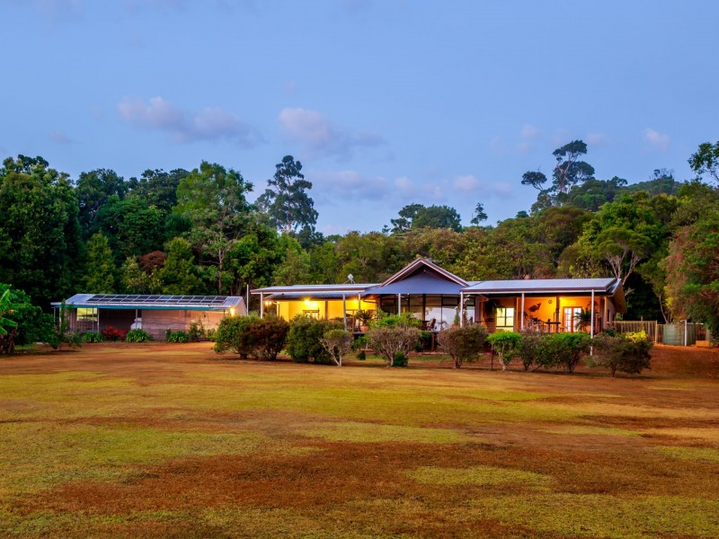 Yungaburra QLD 4884