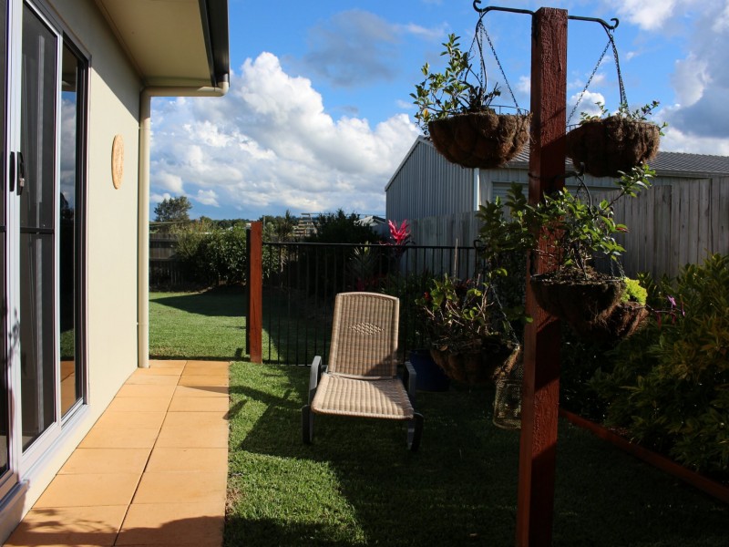 25 Williams Avenue, Yungaburra QLD 4884