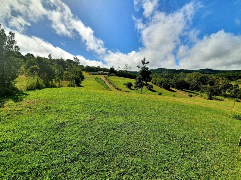 71 Bellview Drive, Ravenshoe QLD 4888