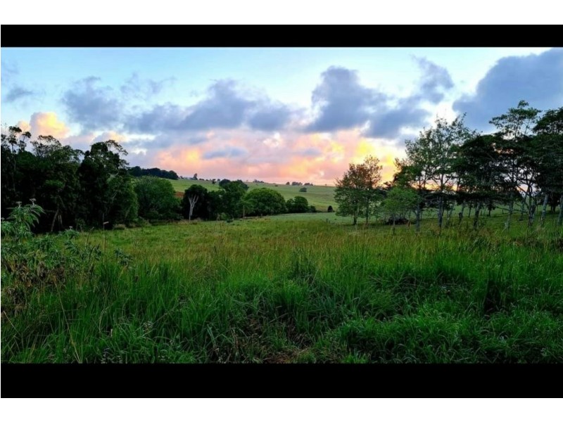 3 Dobson Road, Malanda QLD 4885