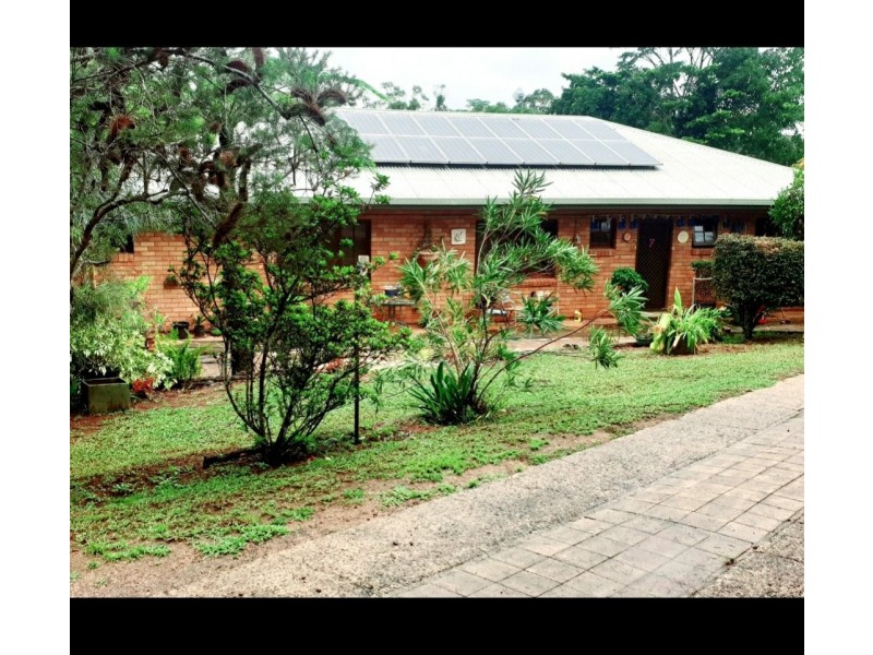 3 Dobson Road, Malanda QLD 4885