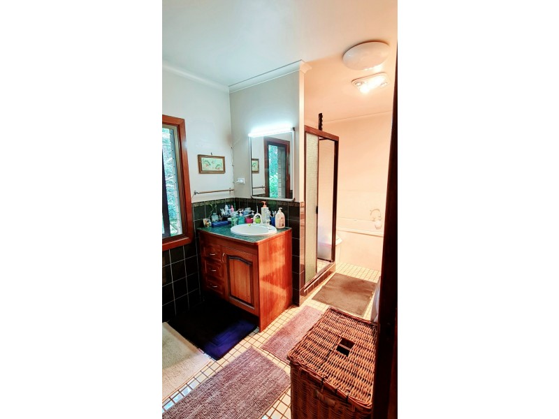 3 Dobson Road, Malanda QLD 4885