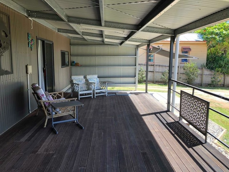 11 James Street, Malanda QLD 4885