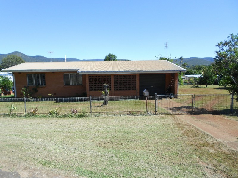 29 Pink Street, Atherton QLD 4883