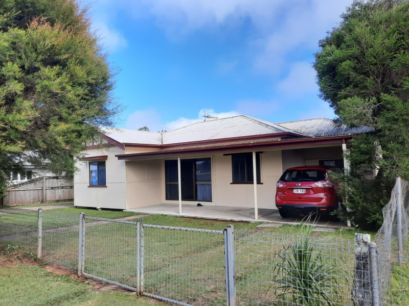 27 Rankine Street, Ravenshoe QLD 4888