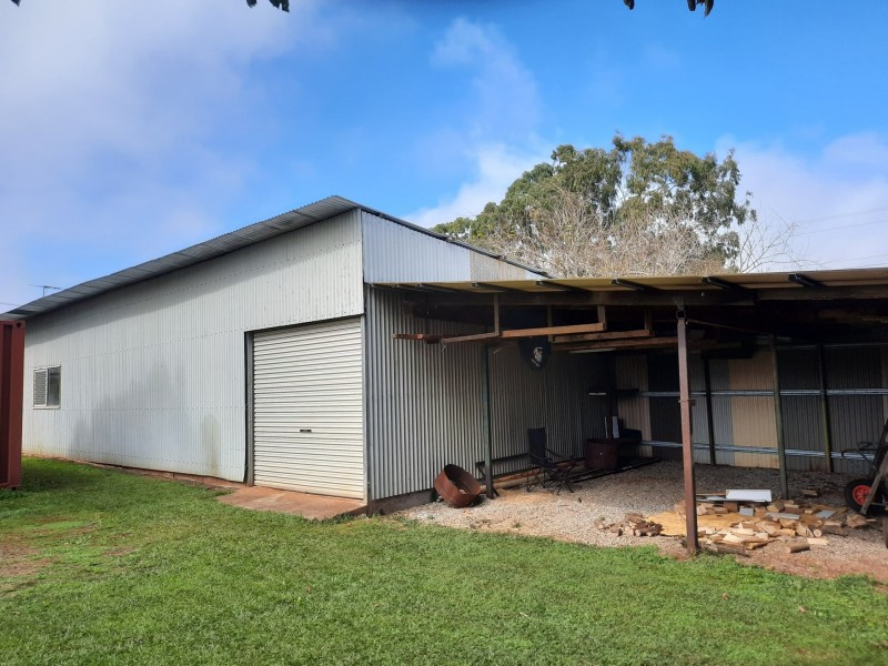 27 Rankine Street, Ravenshoe QLD 4888