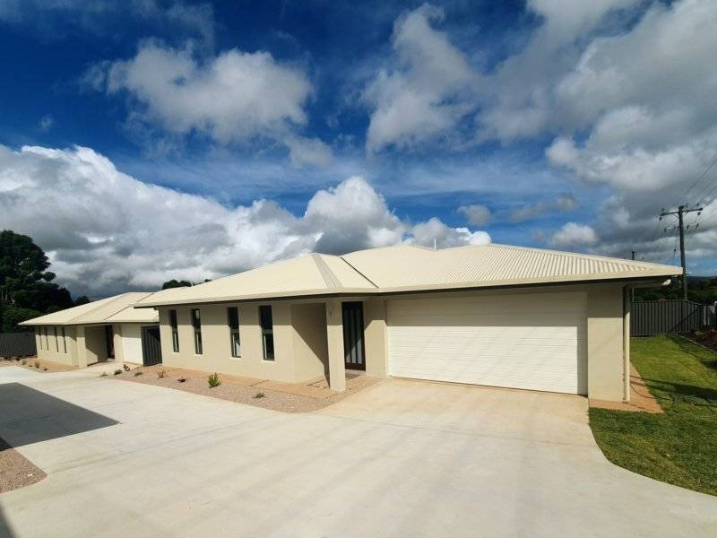 UNIT 1/44-46 Twelfth Avenue, Atherton QLD 4883