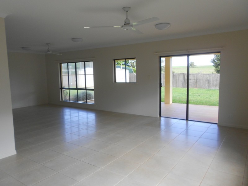8 Bell Close, Atherton QLD 4883