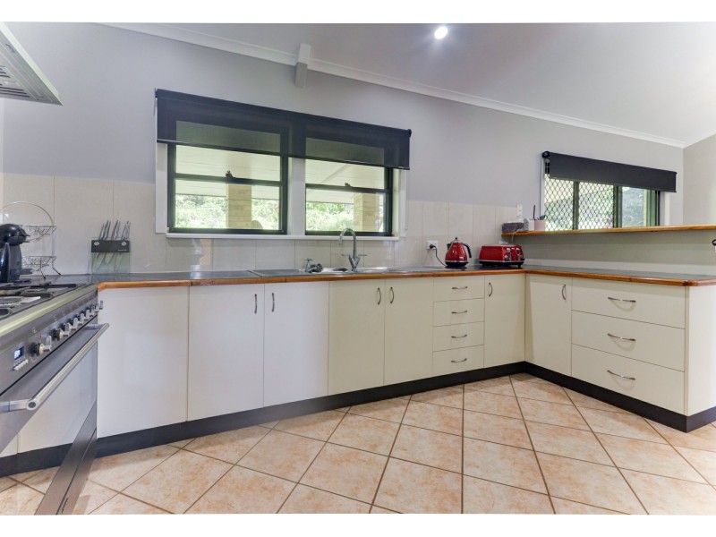 42 Figtree Close, Malanda QLD 4885