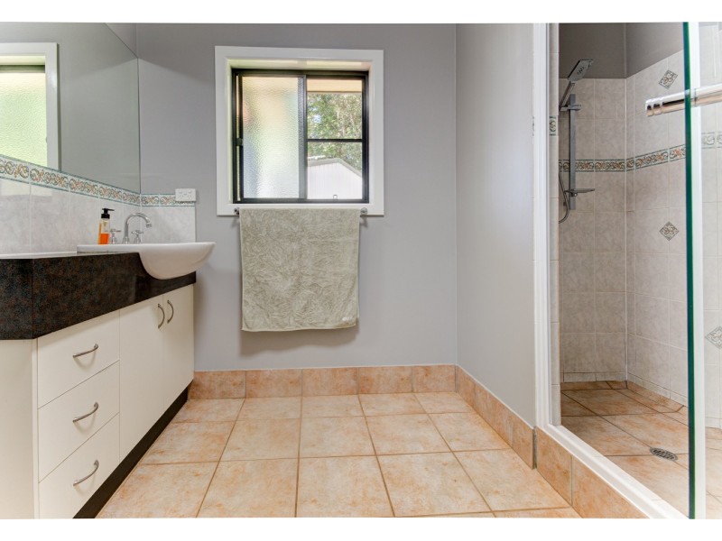 42 Figtree Close, Malanda QLD 4885