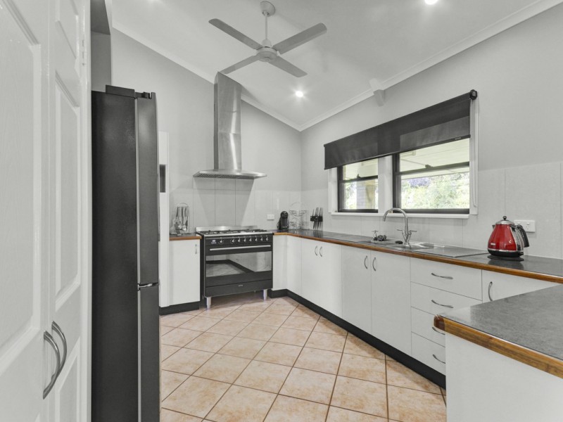 42 Figtree Close, Malanda QLD 4885