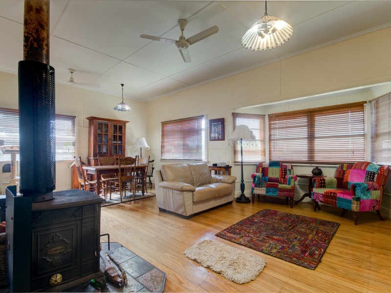 9 Gibson Street, Atherton QLD 4883