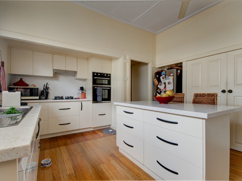 9 Gibson Street, Atherton QLD 4883