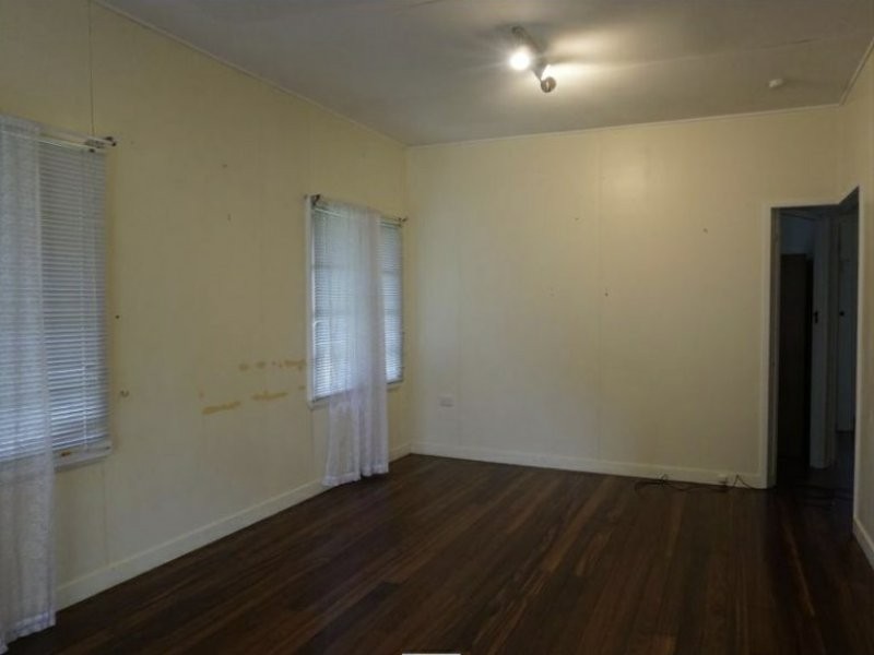 8 Hibiscus Street, Walkamin QLD 4872