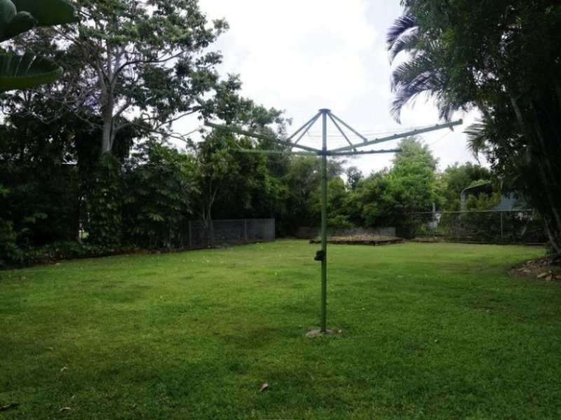 8 Hibiscus Street, Walkamin QLD 4872