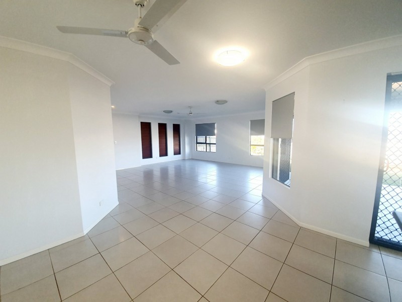 13 Rosenberg Street, Atherton QLD 4883