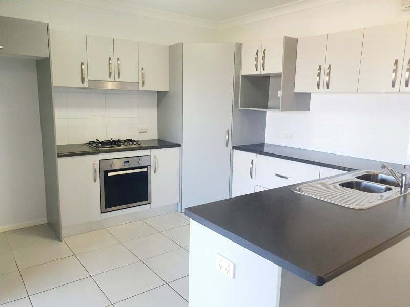 13 Rosenberg Street, Atherton QLD 4883