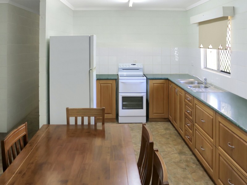 20 Oak Street, Yungaburra QLD 4884