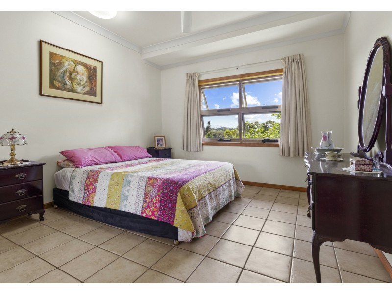 4 Old Boar Pocket Road, Barrine QLD 4872