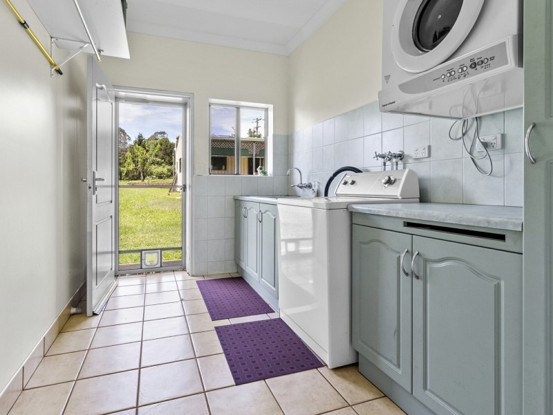 4 Old Boar Pocket Road, Barrine QLD 4872