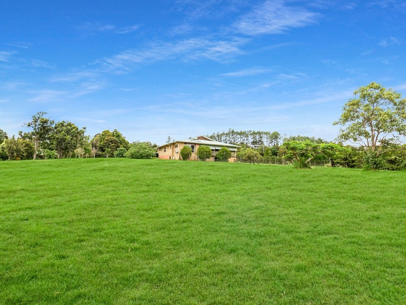 4 Old Boar Pocket Road, Barrine QLD 4872