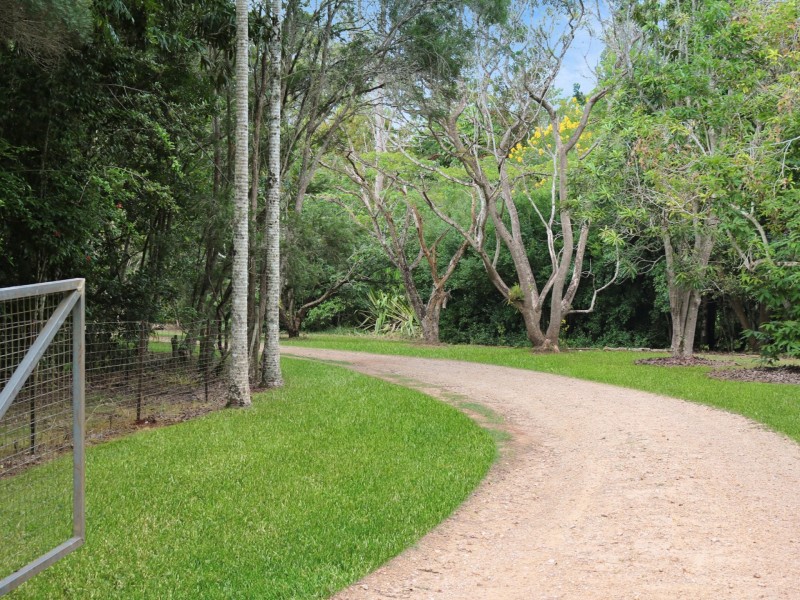1 Equestrian Drive, Tolga QLD 4882
