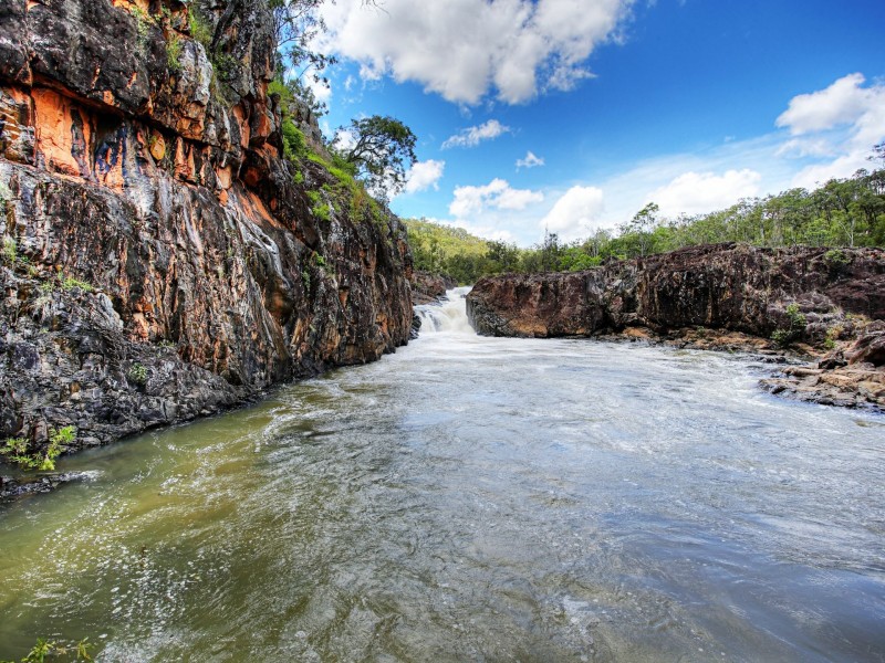 10 Waterview Close, Millstream QLD 4888